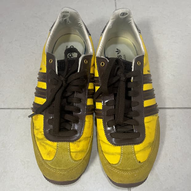 아디다스 Wales Bonner 옐로우 스니커즈