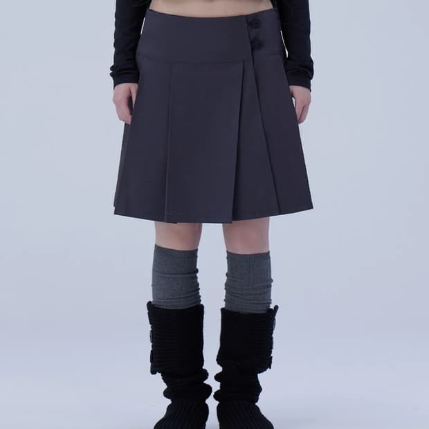 미세키서울 미디랩스커트 차콜 1size