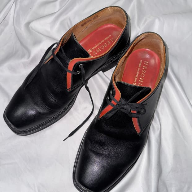 꼼데가르송 x 에슝 카프스킨 더비