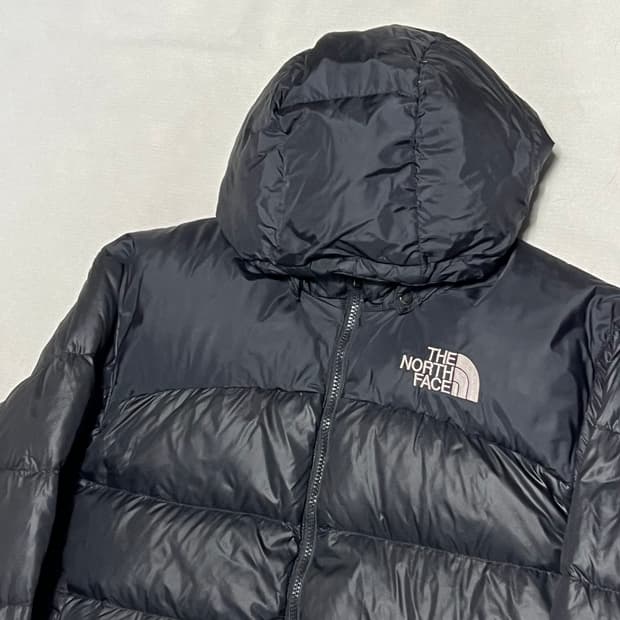 100 노스페이스 눕시 700 구스다운 블랙 패딩