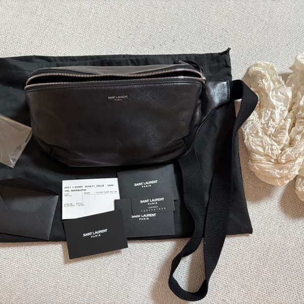 생로랑 가죽 벨트백