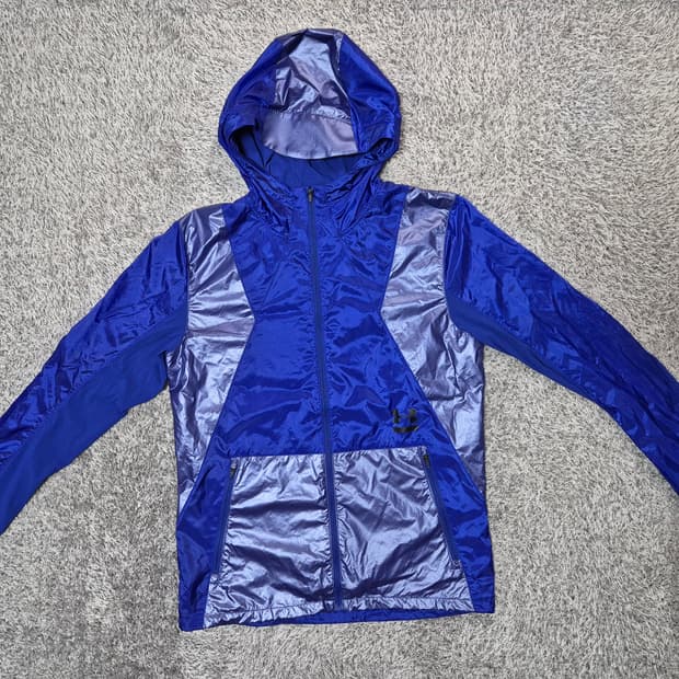 언더아머 남성 경량 바람막이 자켓 M