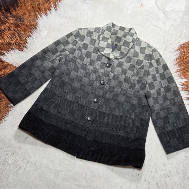 일본 빈티지 체커보드 그라데이션 앙고라 울 미디 코트