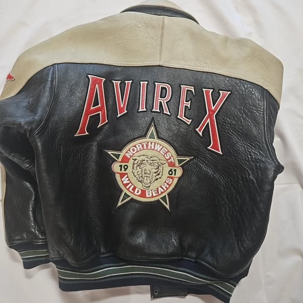 Avirex wildbear m