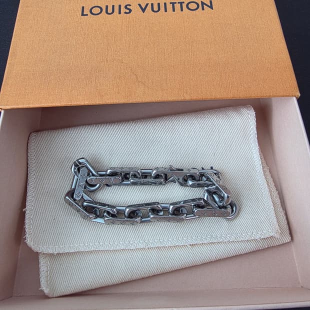 루이비통 버질아블로 팔찌L