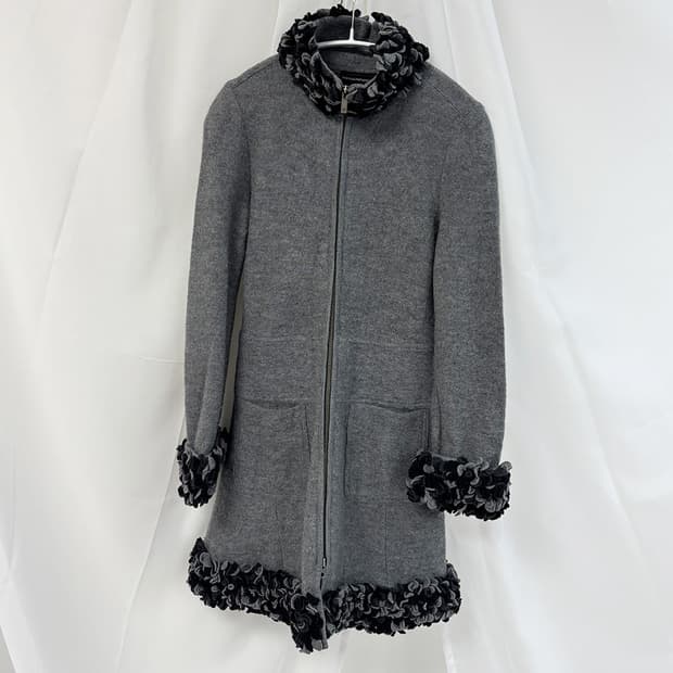 EMPORIO ARMANI 모노 페탈 텍스처 울 집업 코트