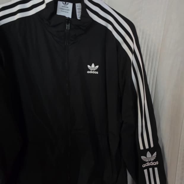 아디다스 삼선 블랙 트랙탑