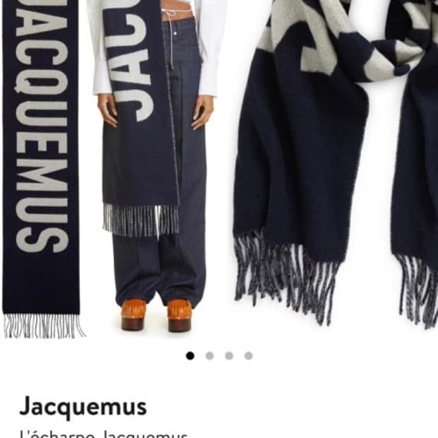 자크뮈스 목도리 네비이컬러