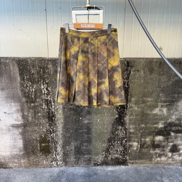 90‘s 장폴고티에 랩 플리츠 스커트