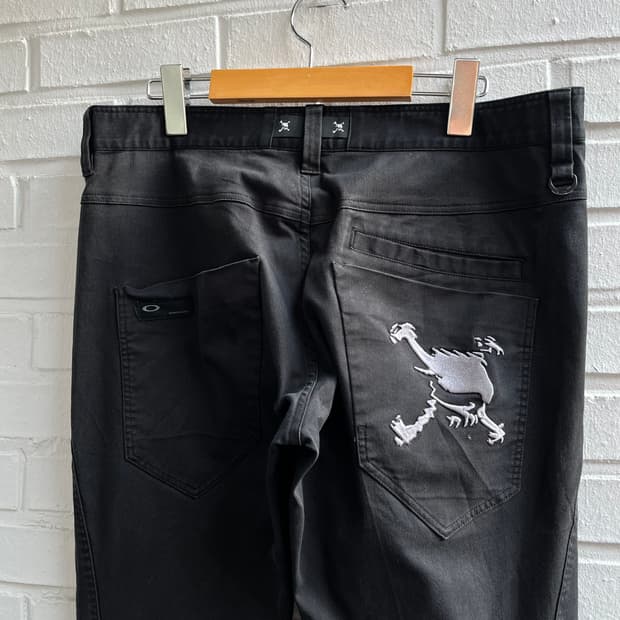 OAKLEY pants
