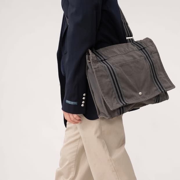 후루토 바사 크로스백 그레이