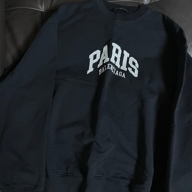 발렌시아가 시티컬렉션 파리 맨투맨