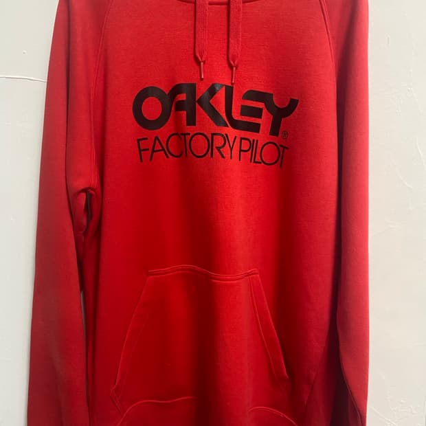 Oakley 오클리 레드 팩토리파일럿 후드티