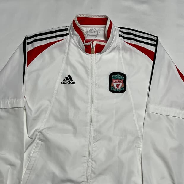 105 아디다스 리버풀 화이트 바람막이