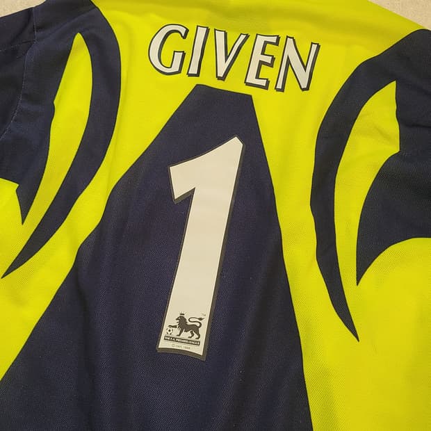 뉴캐슬 98-99 기븐 유니폼