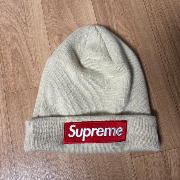 슈프림 뉴에라 박스로고 비니