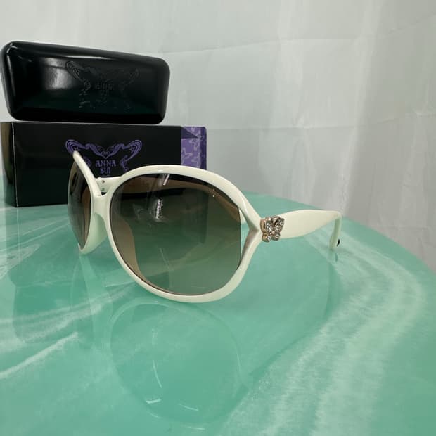 [새상품 무료배송] 안나수이 Made in Italy 선글라스