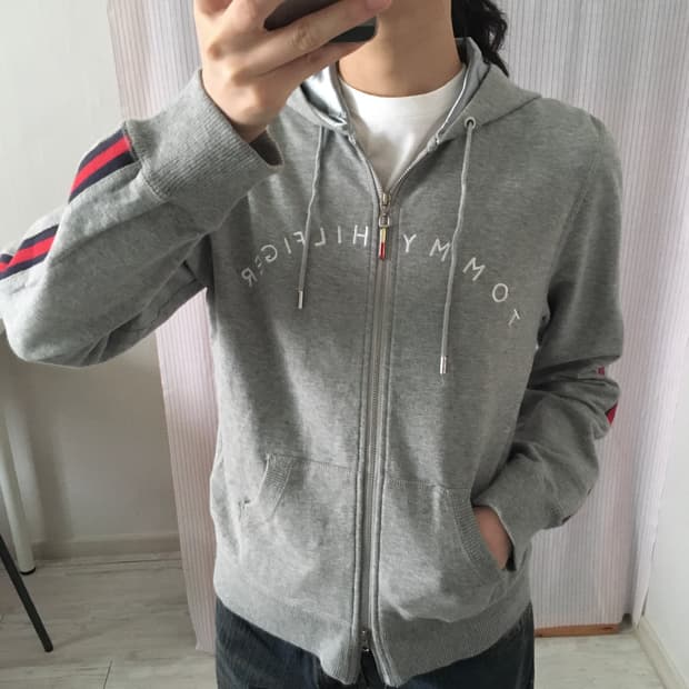 TOMMY HILFIGER zipup hoodie