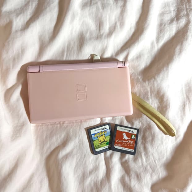 고전) 닌텐도 DS Lite 핑크 기기 충전기 닌텐독스 포켓몬대시 칩