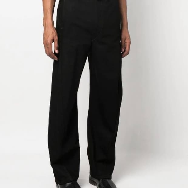 [M] 르메르 23ss 벨티드 트위스티드 팬츠 블랙