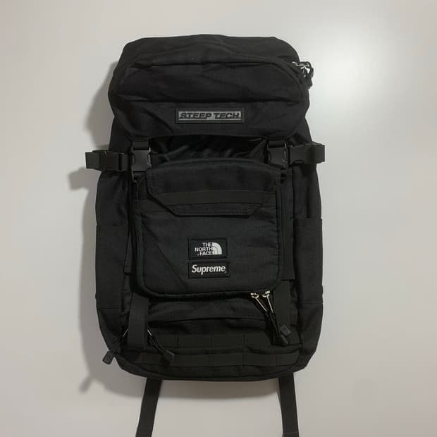 노스페이스 X 슈프림 STEEP TECH 백팩 블랙