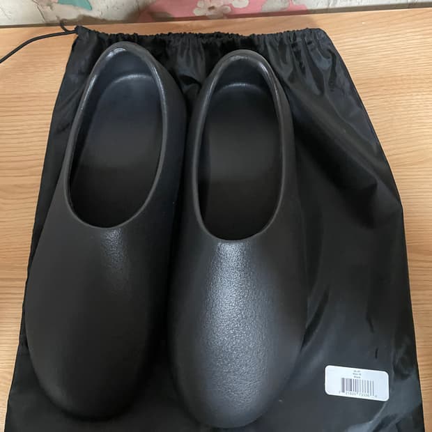YEEZY SL-01 블랙 10사이즈