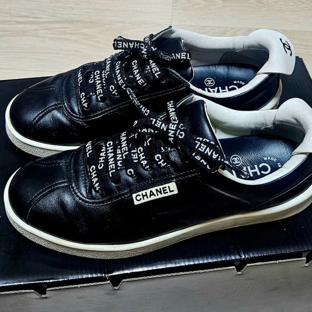 백화점판 샤넬 스니커즈 37 정품