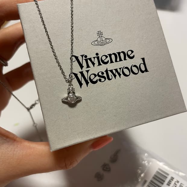 비비안웨스트우드 런던오브 펜던트 목걸이