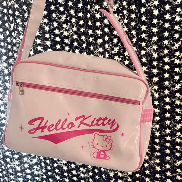 Hello kitty 크로스백 메신저백