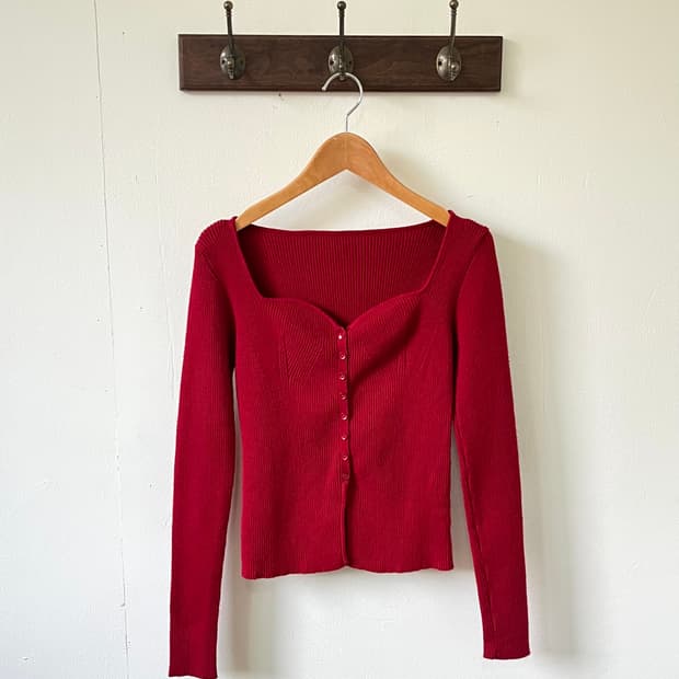 볼륨 업 레드 가디건