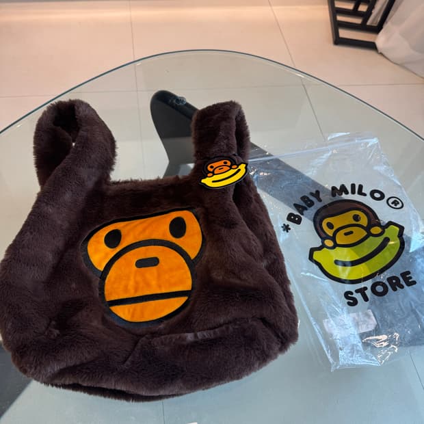 베이프 마일로  퍼 토트백