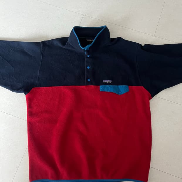 파타고니아 신칠라 네이비레드 L