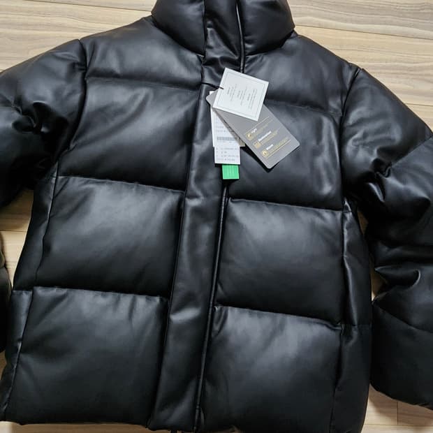 애드호크레더덕다운점퍼블랙가죽패딩100사이즈