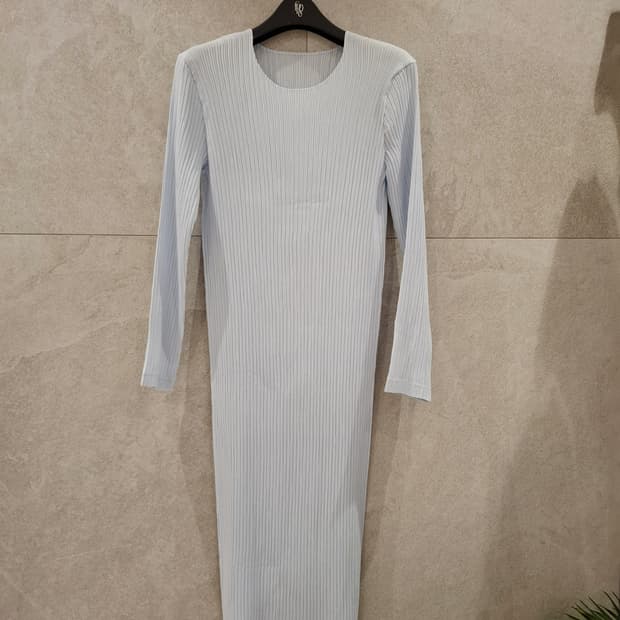 이세이미야케 해칭 원피스2 라이트블루 플리츠플리즈