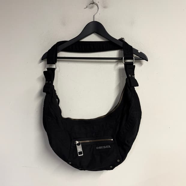 DIESEL archive shoulder bag black 