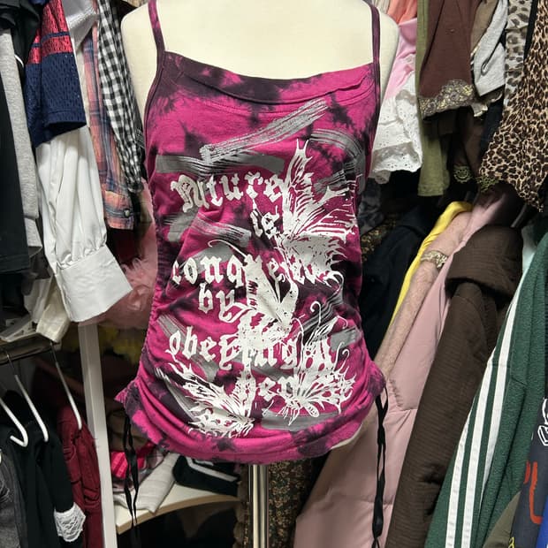 알곤퀸즈 나비 나시탑