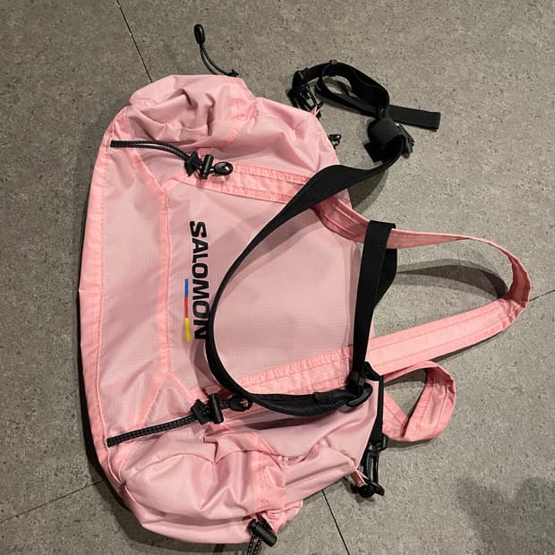 살로몬 포쉬 토트백 핑크