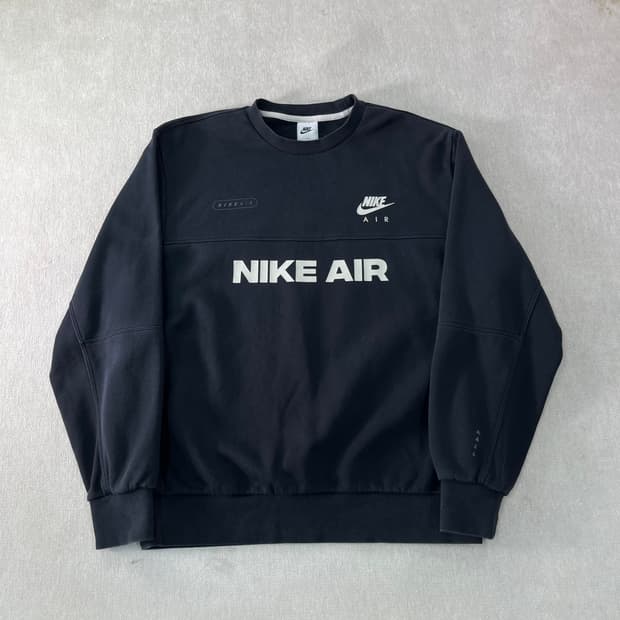 100 나이키 에어 브러시드 백로고 맨투맨