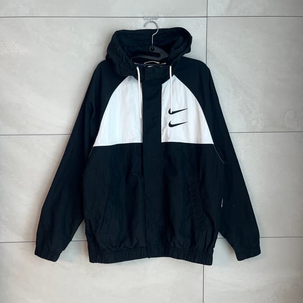 [L/100] 나이키 더블 스우시 윈드러너 우븐 바람막이