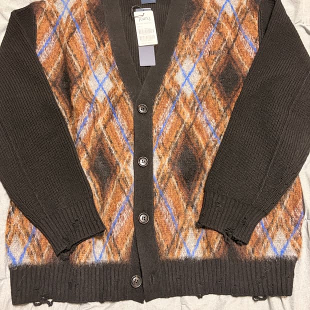 준지 25FW 아가일 브라운 가디건 L