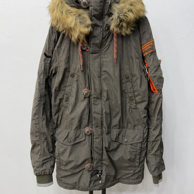 정품) 슈퍼드라이 여성패딩 S