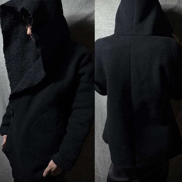 forme d’expression Hooded Shearling Coat