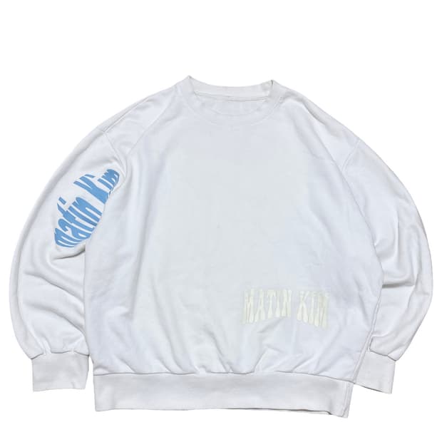 마뗑킴 로고 흰색 맨투맨