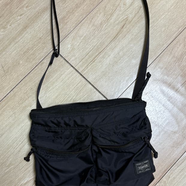 포터 포스 숄더백 