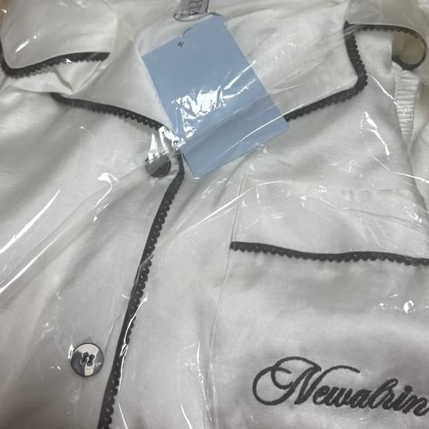 뉴얼린 파자마세트 판매해요