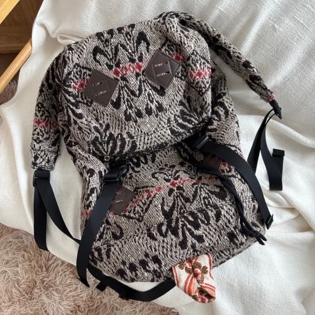 AHCAHCUM 무챠챠 자카드 백팩