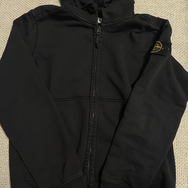 스톤아일랜드 후드집업 블랙 L