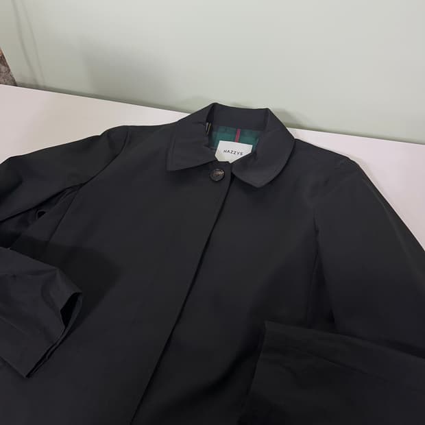 우먼M 헤지스 블랙 싱글 레인 트렌치코트