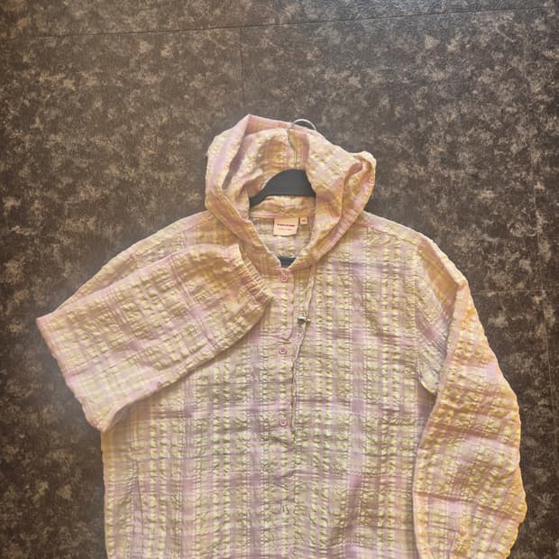 인터크루 우먼스 요루 냉감 시어서커 후드셔츠 핑크