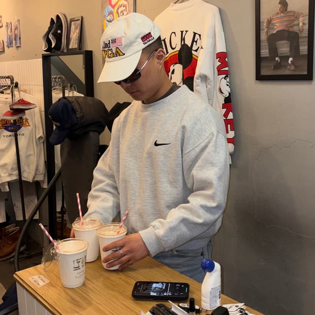 90’s Nike embroidery logo sweatshirts 